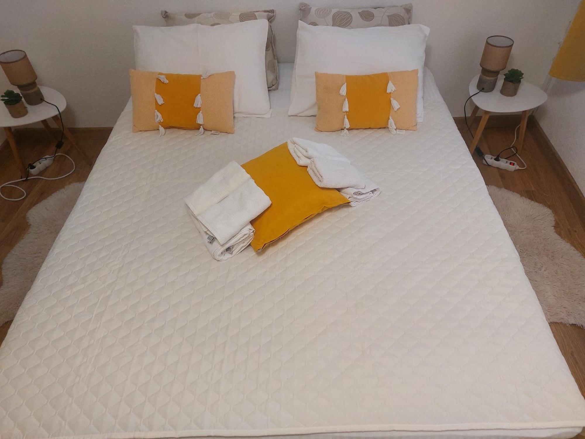 Ljubovic Apartman Podgorica Exteriör bild